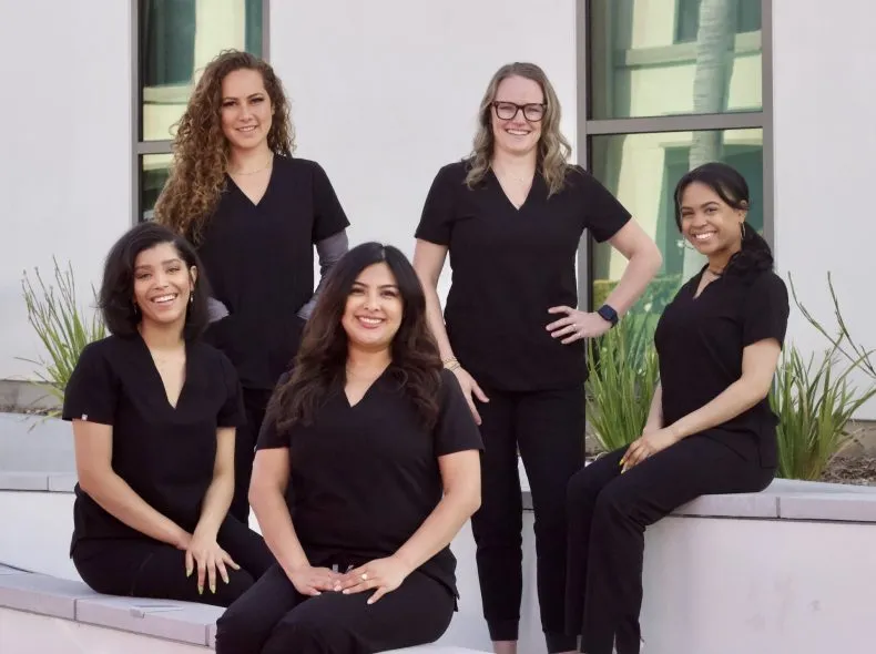 employee group photo